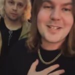 Screenshot_2025-12-05-02-55-37-952_com.miui.mediaviewer-edit